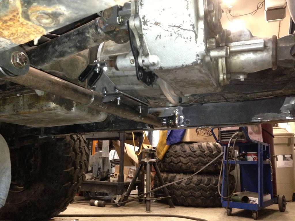 TMR Customs Universal Transmission/Transfer Case Crossmember Mount