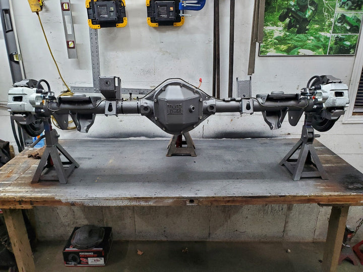 TMR Customs Ratchet strap tie-down - Axle Bracket
