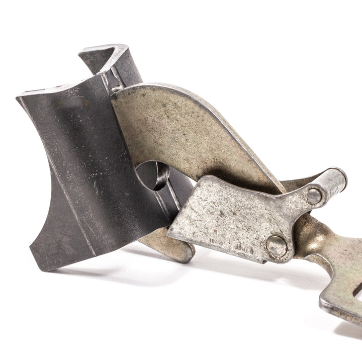 TMR Customs Ratchet strap tie-down - Axle Bracket