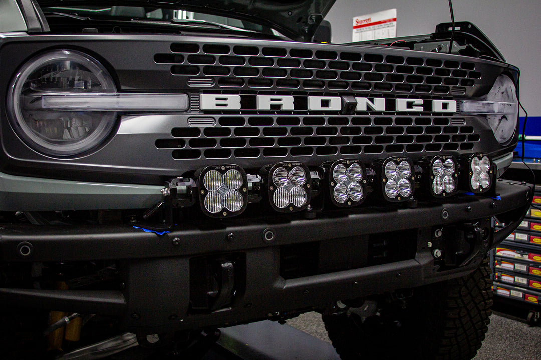 6 XL Linkable LIght Bar Kit Plastic Bumper Mount w/Upfitter 21-Up Ford Bronco Baja Designs 447768UP