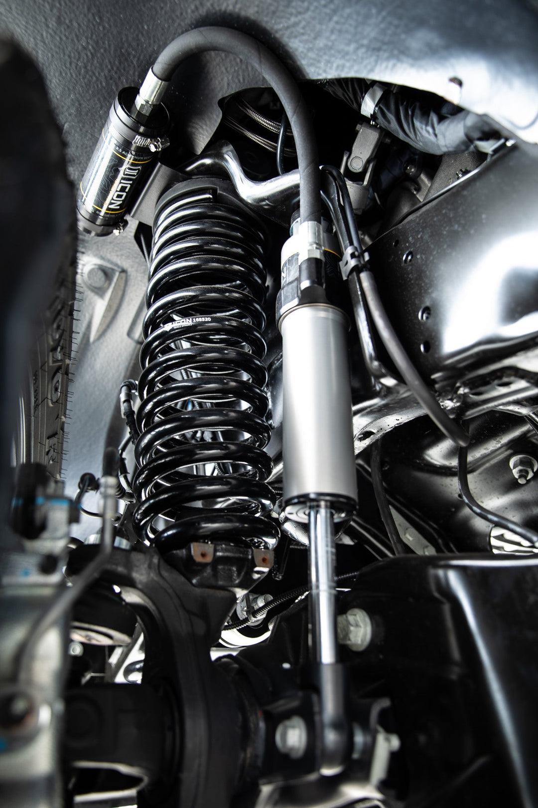 ICON 2005-2026 Ford F-450/F-550 Super Duty 4WD Diesel 2.5" Lift Front Dual Rate Coil Spring Kit