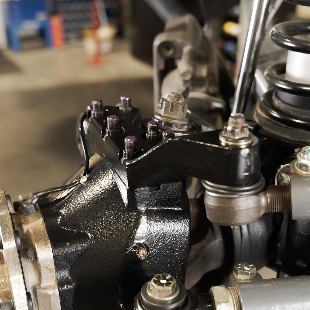 Ford Super Duty Knuckle Stud Kit 05+ Synergy MFG | image 2