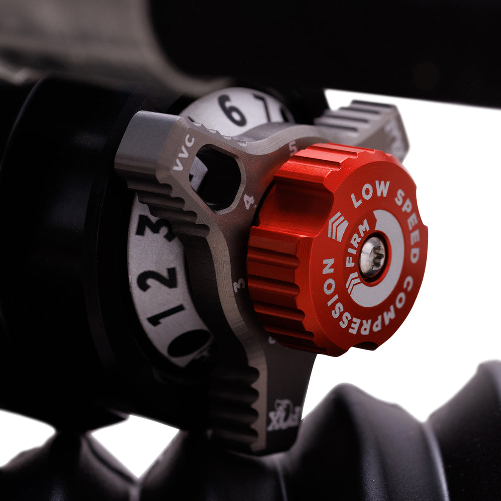 FOX 2.5 Performance Elite Series Shock 2022+ Toyota LC300 & Lexus LX600 883-26-146 | image 2