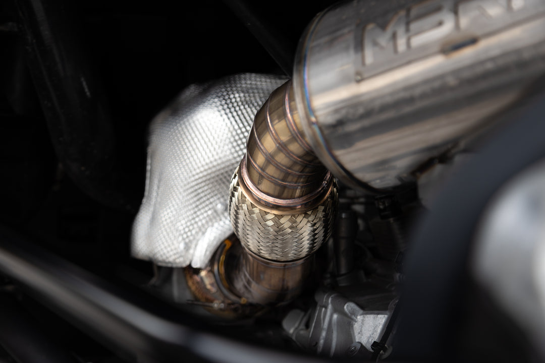 MBRP 24-Up Can-Am Maverick R, Performance Series Single Slip-on System with Catalytic Converter AT-9223PT