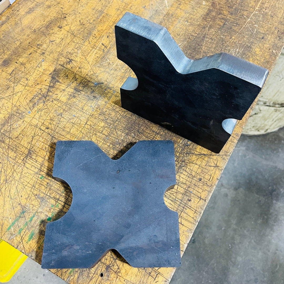 TMR Customs Shop Press Plates - 7" x 7"