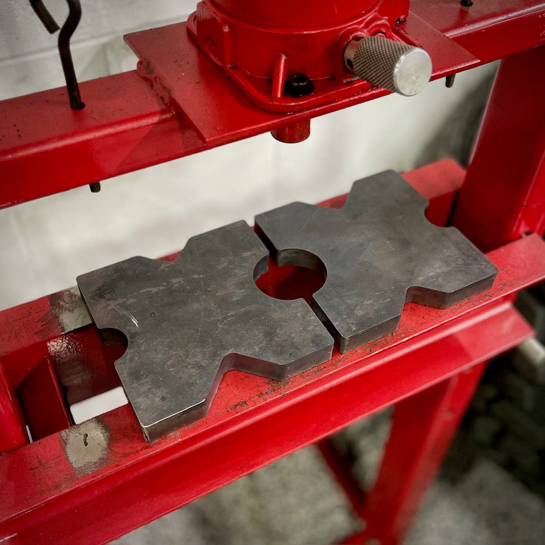 TMR Customs Shop Press Plates - 7" x 7" 2510