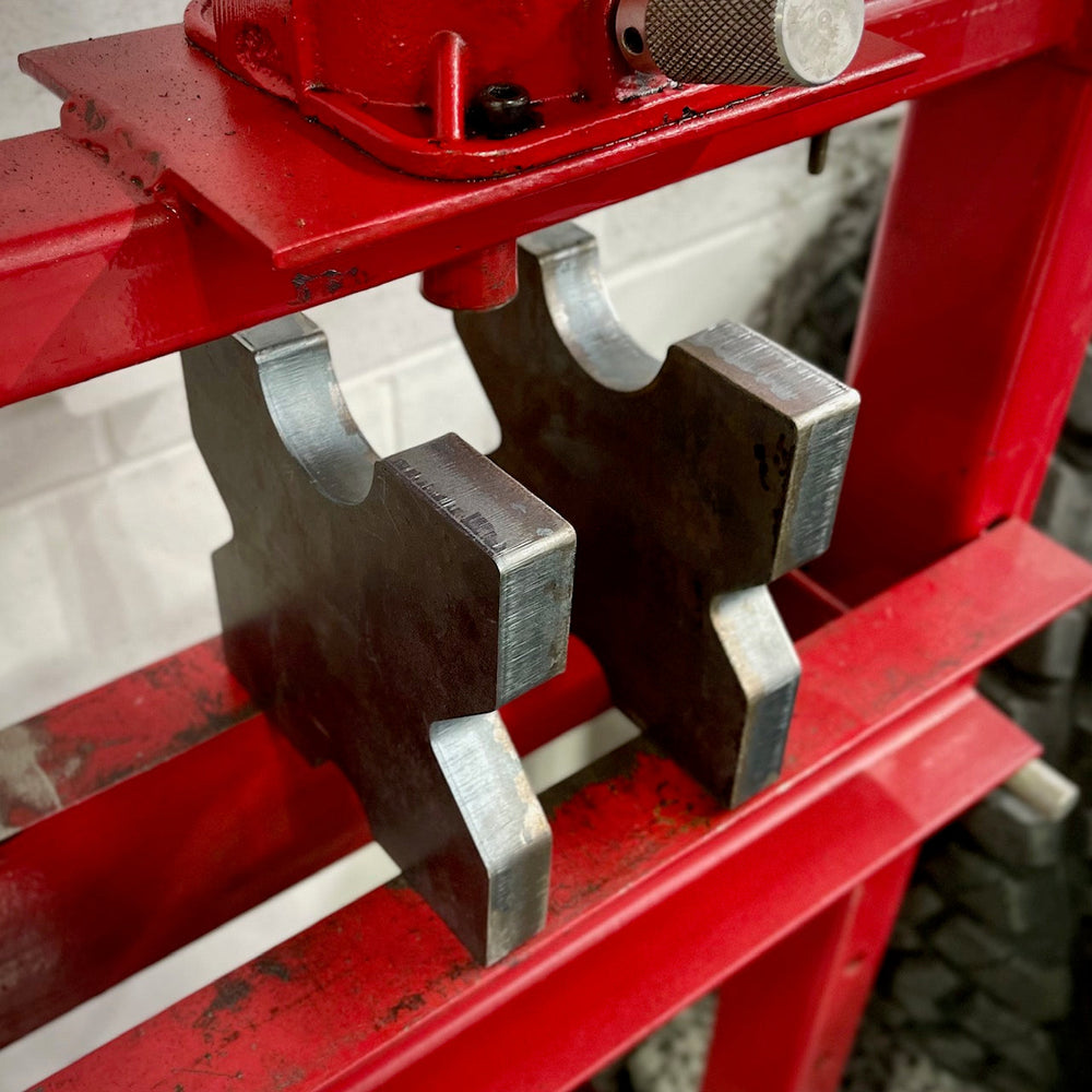 TMR Customs Shop Press Plates - 7" x 7"