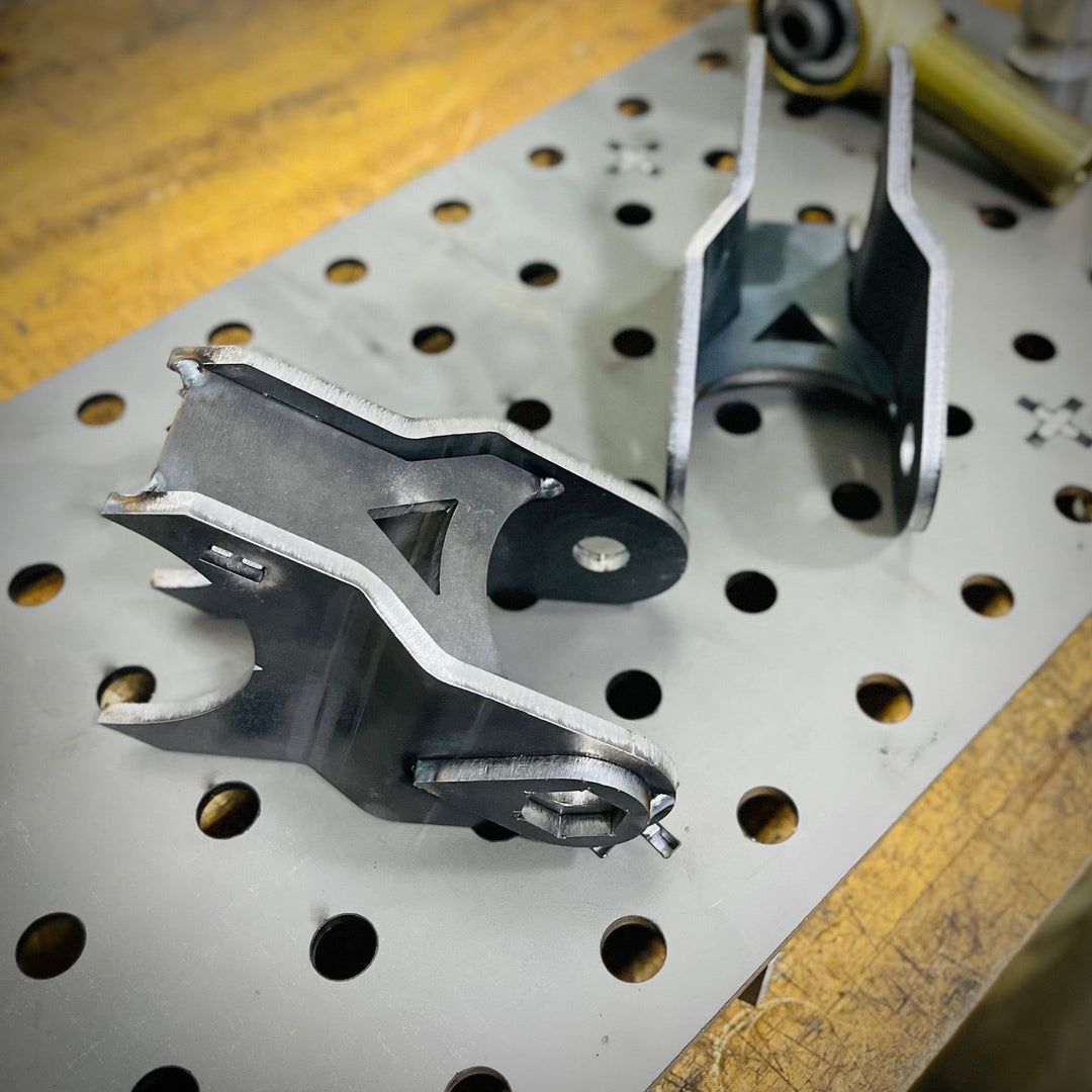 TMR Customs Universal DIY Traction Bar