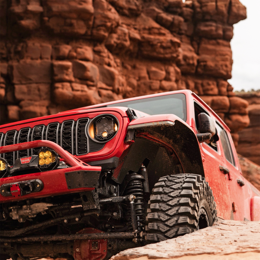 Savvy Legacy Front Bumper Hard Core Corners (Stainless Steel) - 2007-2026 Jeep JK/JL/JT