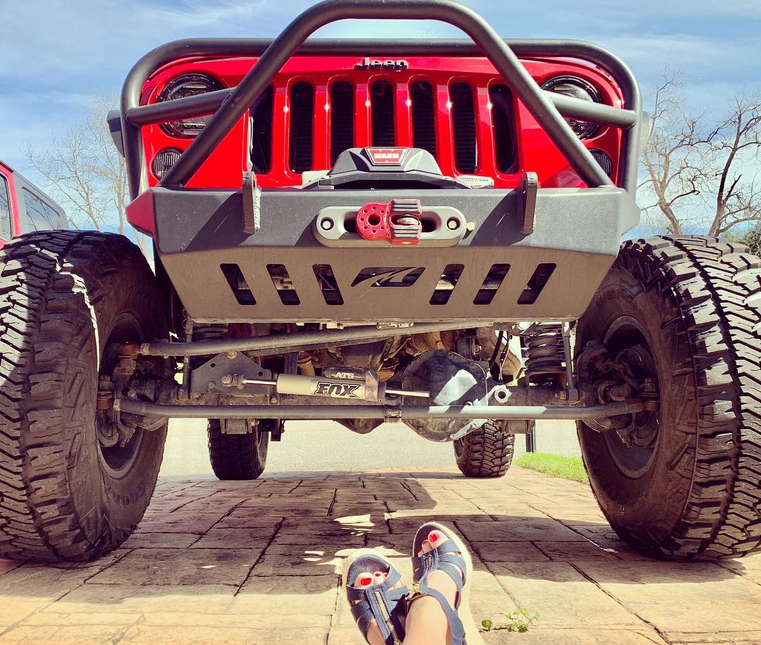 Motobilt Crusher Front Bumper with Grille Hoop and Stinger for 2007-2018 Jeep JK MB1011-L
