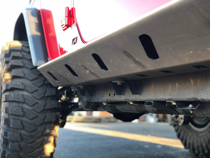Motobilt Crusher Rocker Guards with Step for Jeep JLU 4 Door MB1096 | image 5