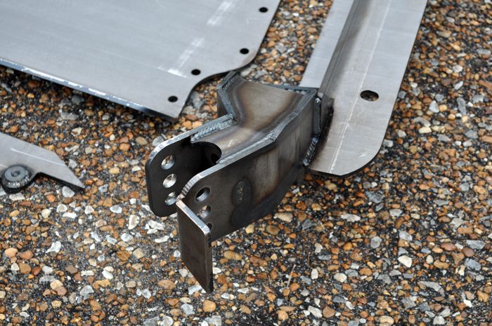 Motobilt 4 Link Suspension Mount Kit with Skid for Jeep YJ MB1503 | image 2