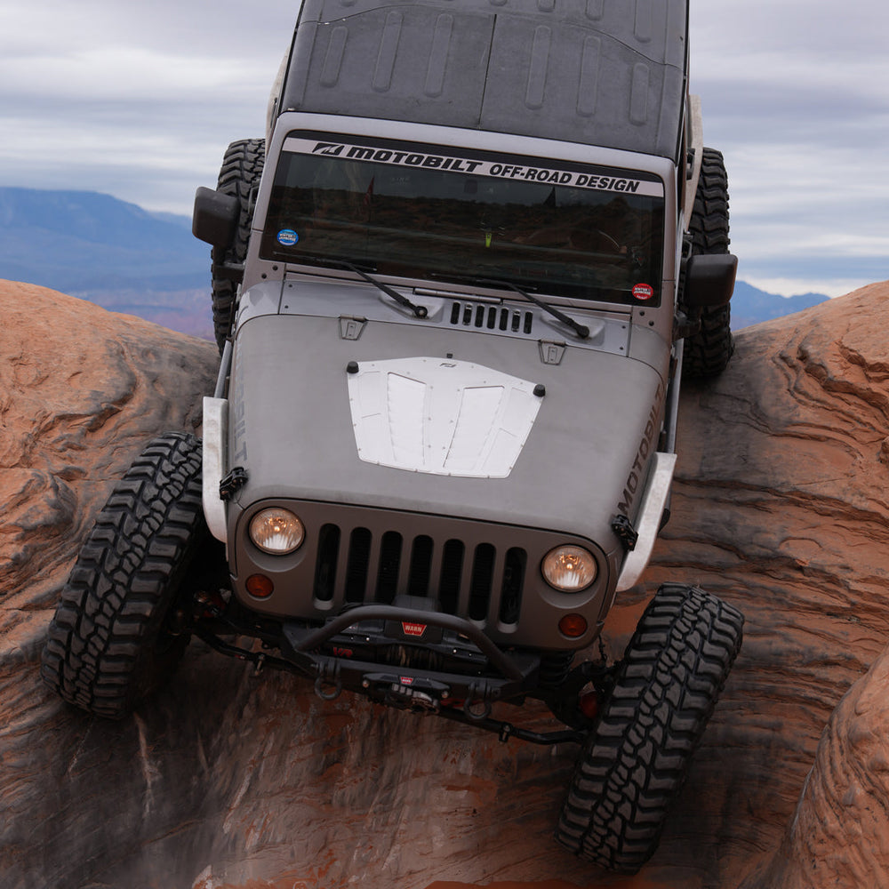 Motobilt Hood Vent Kit for Jeep JK/JKU MB5537 | image 2