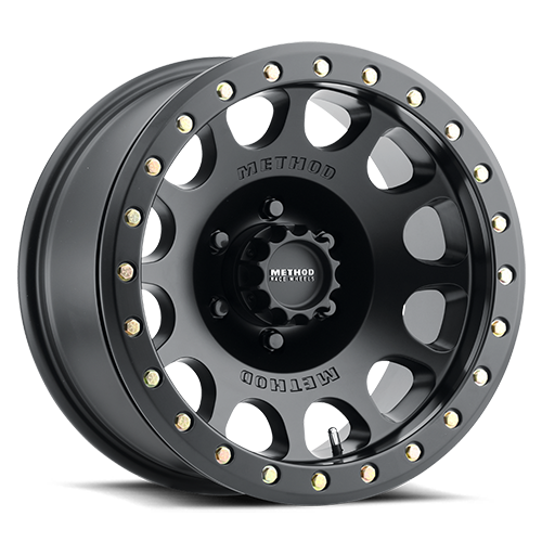 Method Race Wheels Beadlock MR105 | 17x9 | 8 On 165.1 | Offset -38 | Matte Black | Lip 1.77"