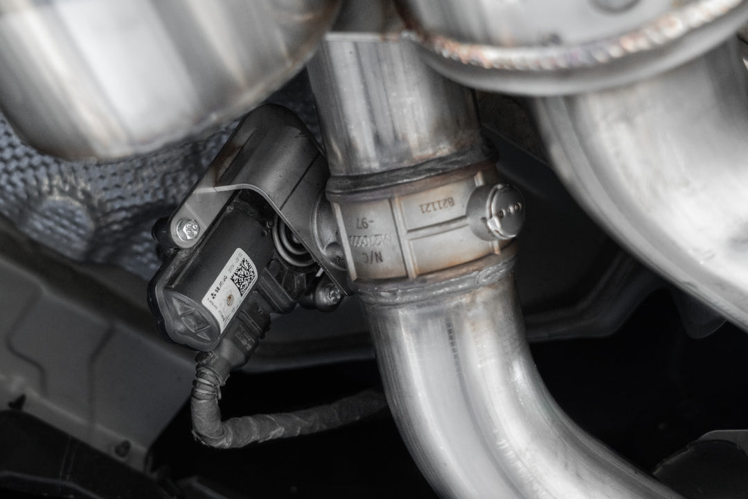MBRP 2022-2024 Kia Stinger 3.3L AWD/RWD 2.5" Cat-Back Dual Split Rear Quad Outlet T304 Stainless Steel S4708304