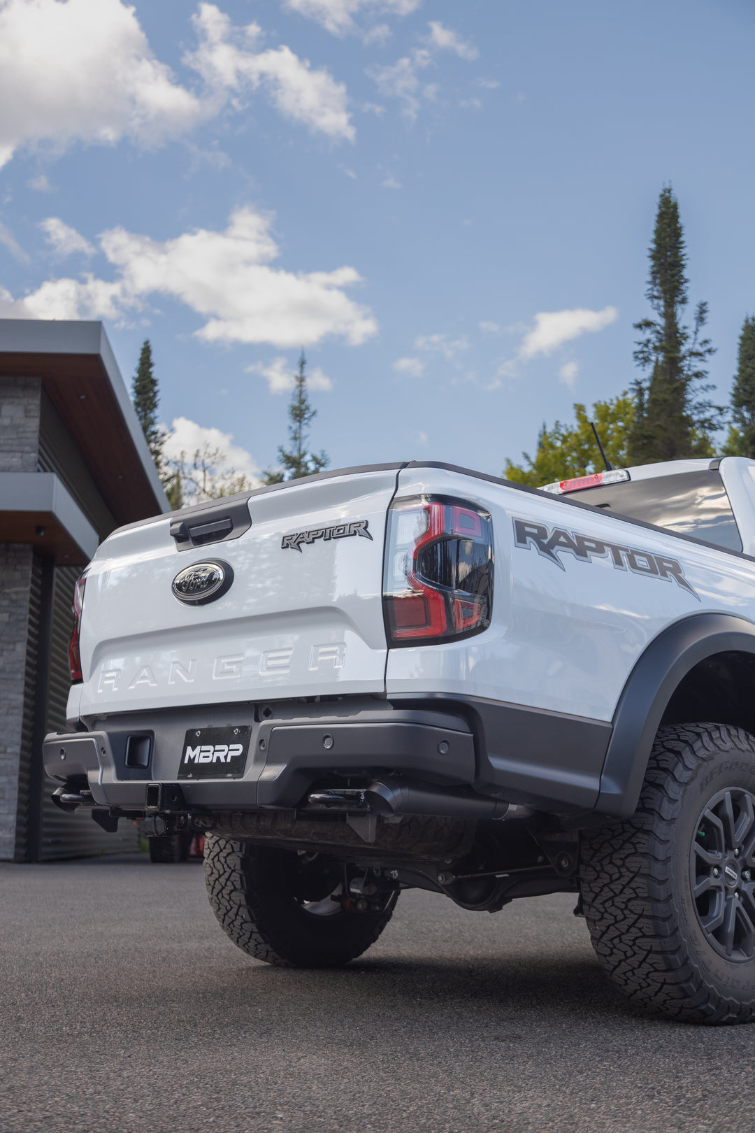 MBRP 24-Up Ford Ranger Raptor 3.0L EcoBoost, Armor BLK 3" Axle-Back Dual Rear Turn-Down S5270BLK