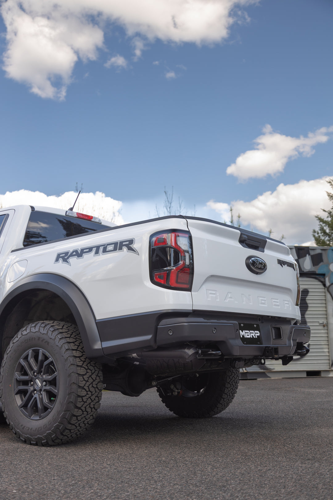 MBRP 24-Up Ford Ranger Raptor 3.0L EcoBoost, Armor BLK 3" Axle-Back Dual Rear Turn-Down S5270BLK