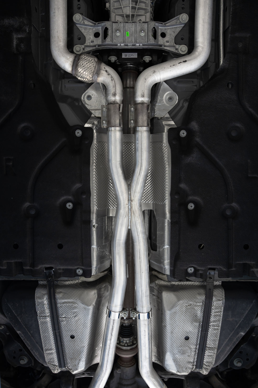 MBRP 2.5" Exhaust Resonator Bypass X-Pipe For 15-Up Ford Mustang GT 5.0L S7213409
