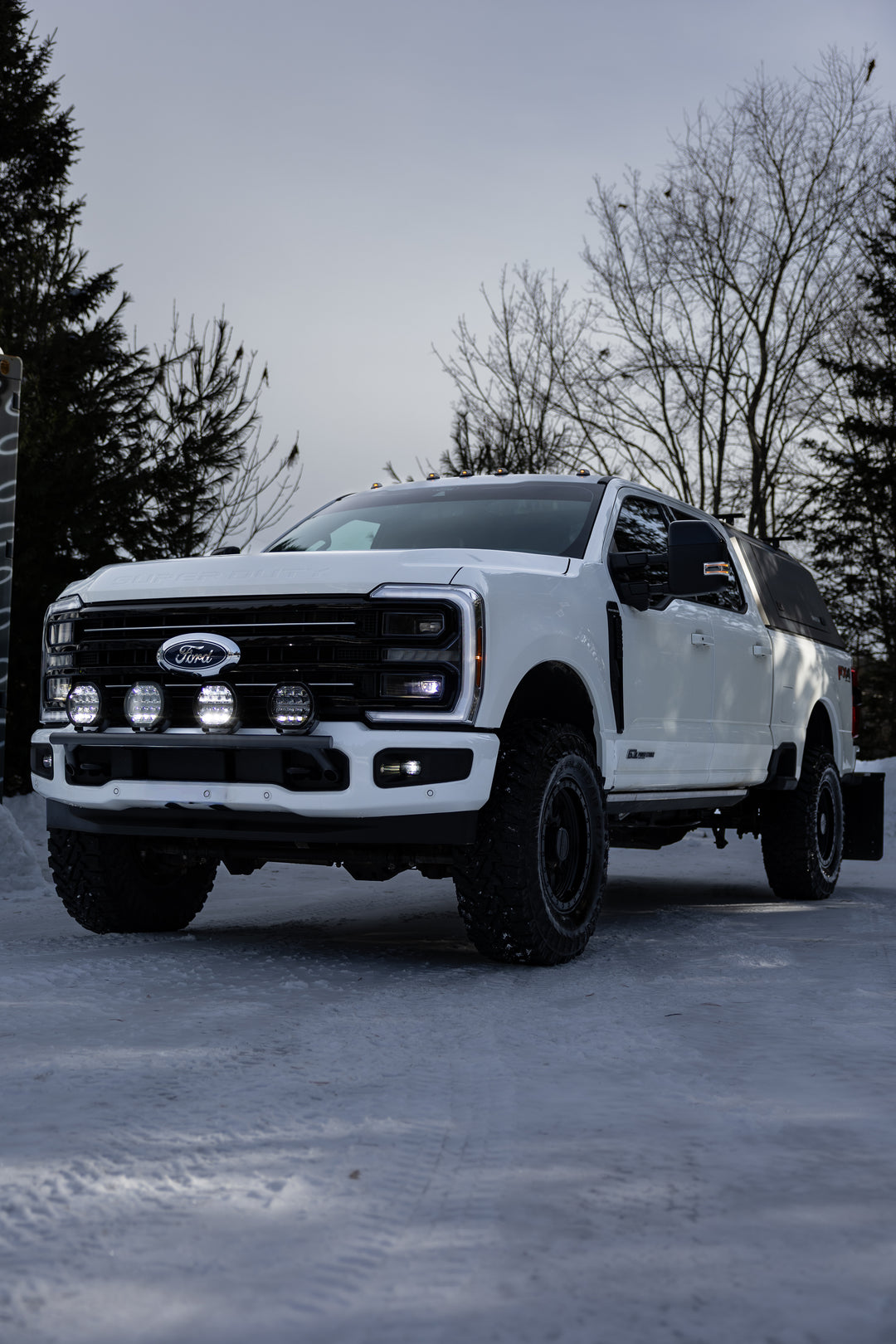 MBRP 2017-Up Ford F250/ F350/ F450/ F550 Super Duty Black-Coated Bumper Light Mounting Bar SL5247-02