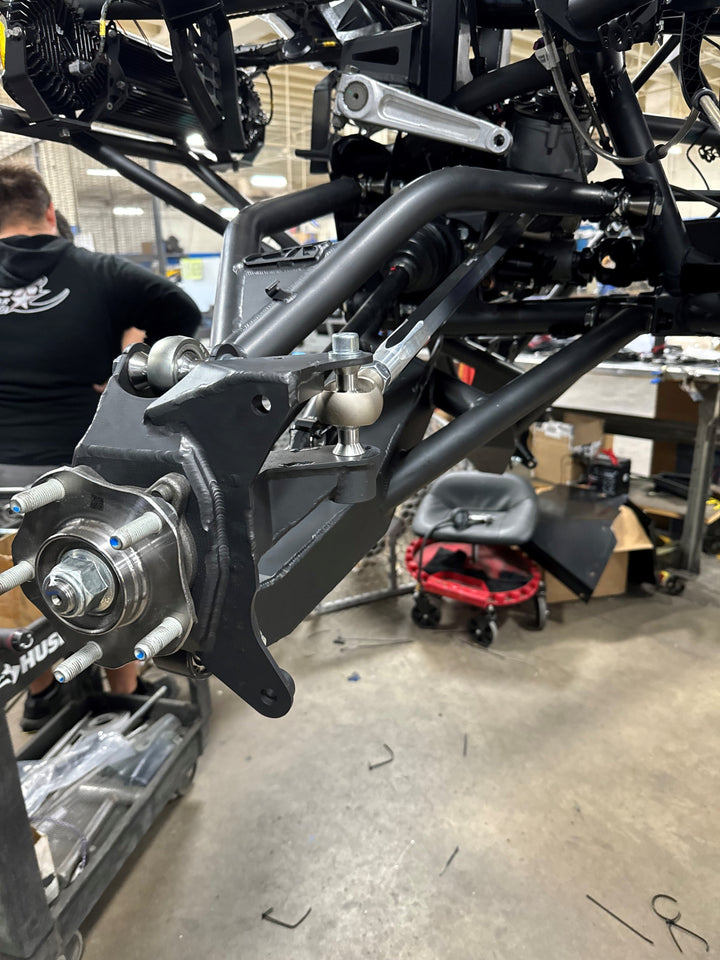 PRO R/ TURBO R LOWER A-ARM AND KNUCKLE KIT